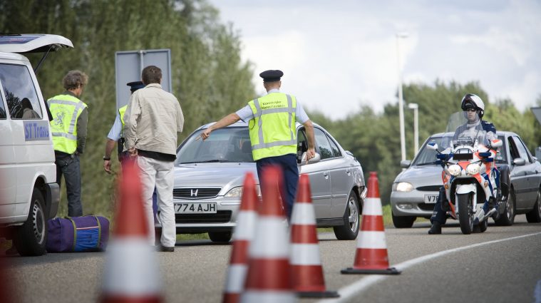 The Dutch response to intra-Schengen cross border mobility 